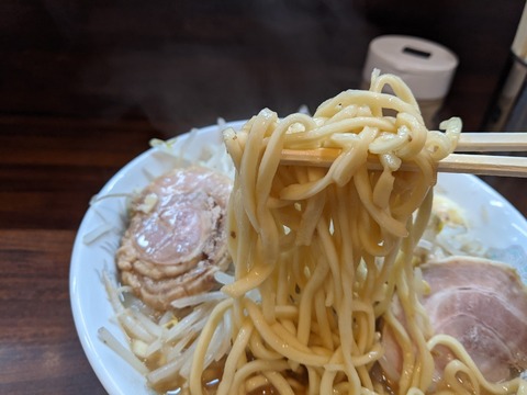 らーめん松信　麺