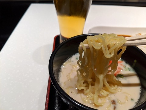 ANAラウンジ 麺