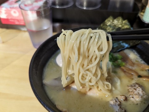 鶏と雲 麺