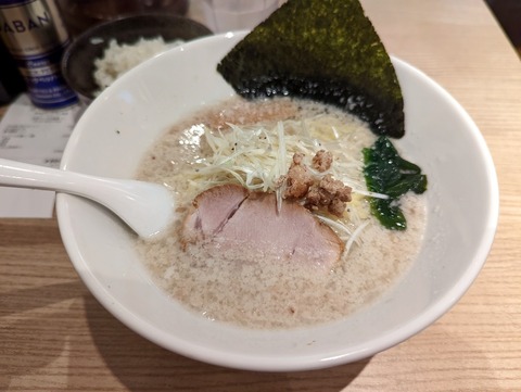 MANNISH コッテリの塩らー麺