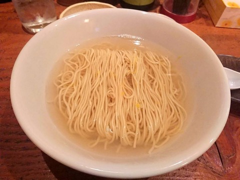 かずまる田　かけそば