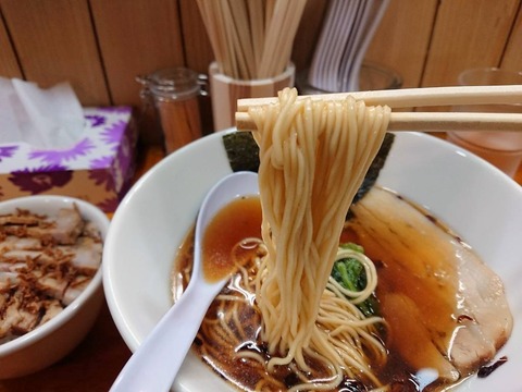 らーめんそよ風 麺