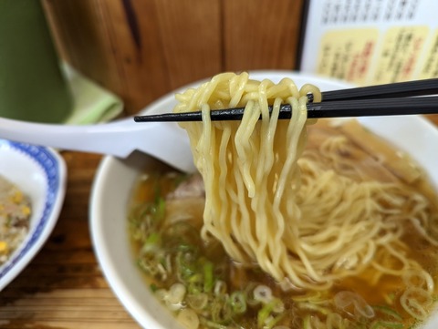 らーめん太陽 麺
