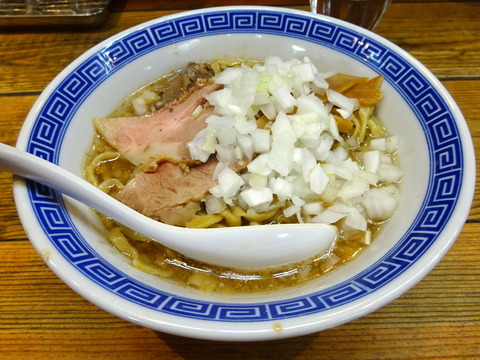 新潟ラーメン　濃厚背脂煮干