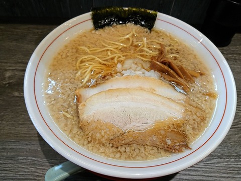 ゑん 背脂煮干らぁめん