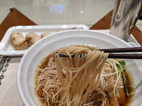 ます田 麺