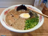 尚屋 豚骨ラーメン