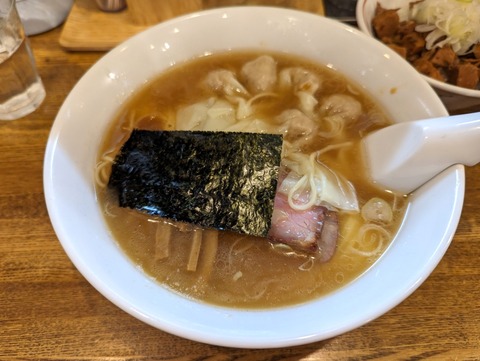 おさだ ワンタンメン