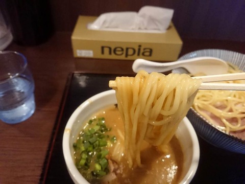 つけ麺BOTAN 麺