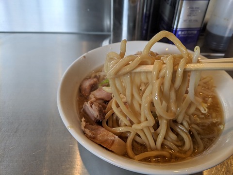 ブタゴリラ 麺