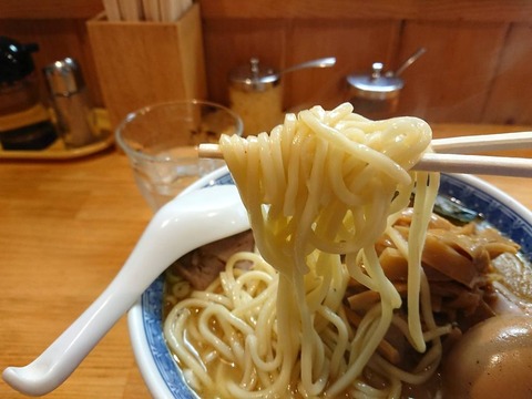としおか 麺