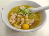 新旬屋麺 金の鶏中華