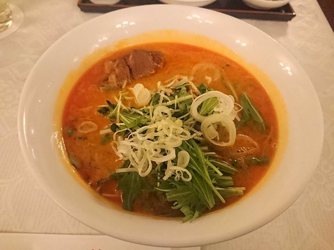 小洞天 担担麺
