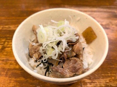 麺と夢 牛すじめし