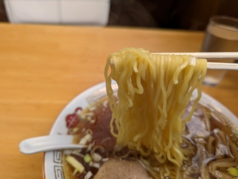 中華そばますや　麺