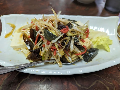 酔来軒 ピータン豆腐