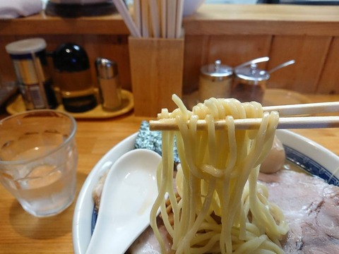 としおか 麺