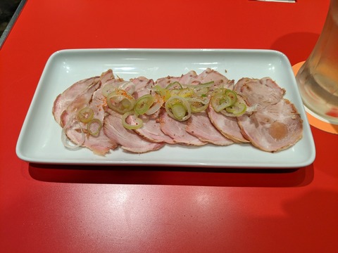 ソラノイロ食堂　吊し焼きチャーシュー