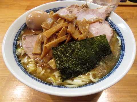 としおか　新塩ラーメン