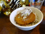 ヤマン　少な目チャーシュー丼