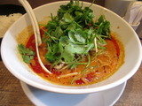 小うさぎ　担々麺