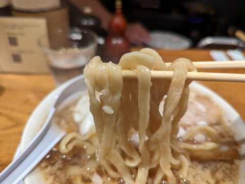 渡なべ　麺
