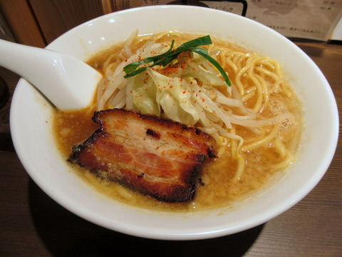 らーめん神宮　らーめん