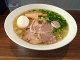 塩ラーメン専門 六星 味玉ラーメン