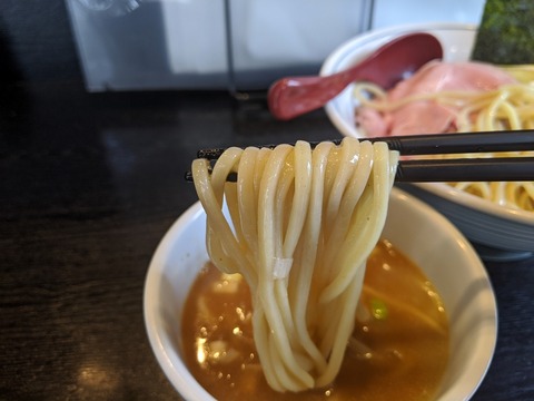 雨ニモマケズ　麺