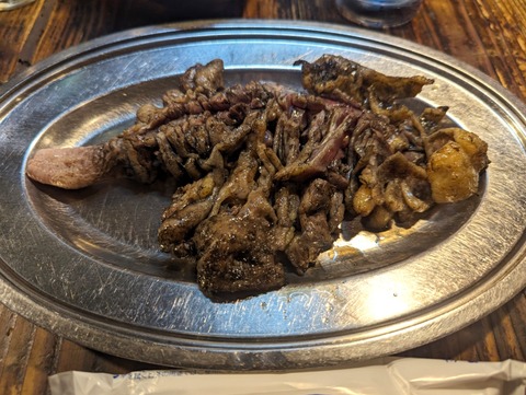 丸万　もも焼き