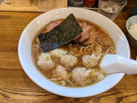 おさだ チャーシューワンタンメン