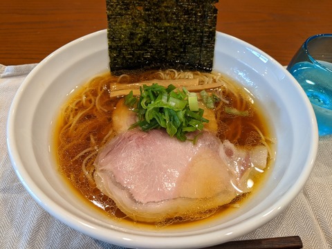 宅麺　友情しょうゆらぁ麺