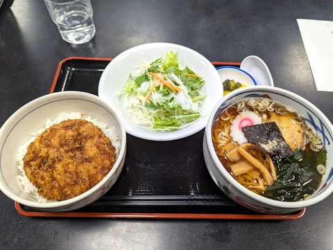 柏屋食堂　ラーメンセット