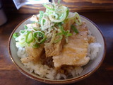 いりにぼ チャーシュー丼