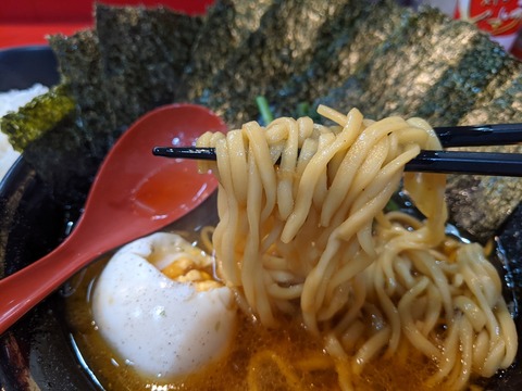 吉村家 麺
