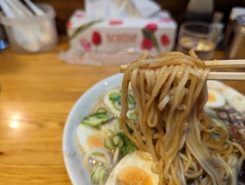 下頭橋ラーメン 麺