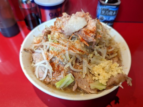 ラーメン二郎　ラーメン少な目