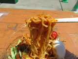 激辛グルメ 冷し胡麻辛麺 麺
