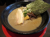 葉隠 豚骨らあめん