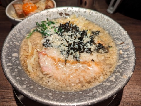 背油中華そば福鳳 中華そば
