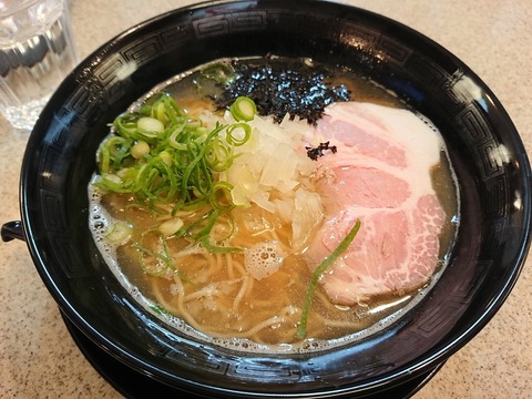 ニボロク 煮干し100%らーめん