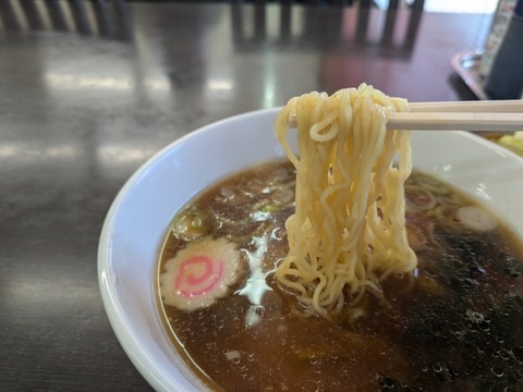 日の出食堂 麺