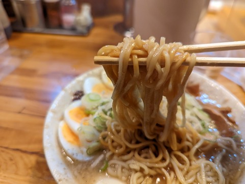 下頭橋ラーメン 麺