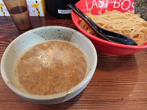 ラストボス　魚介豚骨つけ麺
