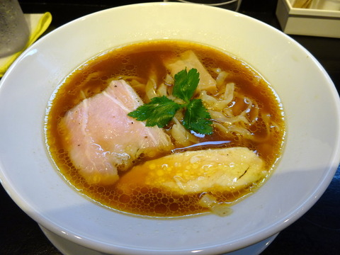 麺屋〇〇　醤油ラーメン