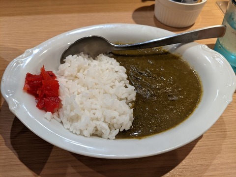 天内 カレーライスハーフサイズ