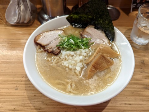 いつ樹 鯛塩らーめん