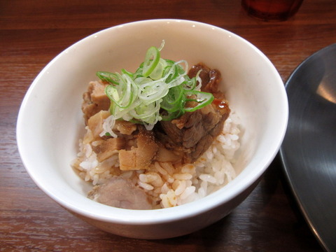純手打ち だるま チャーシューごはん