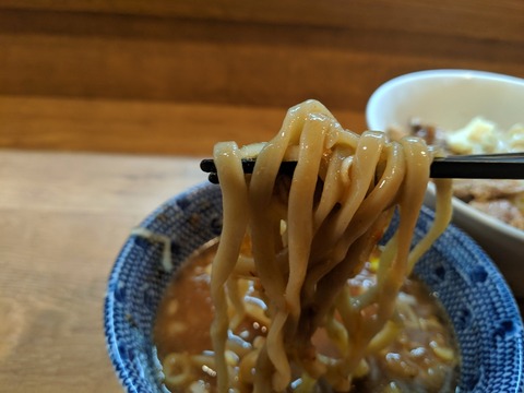 豚ラーメン 麺
