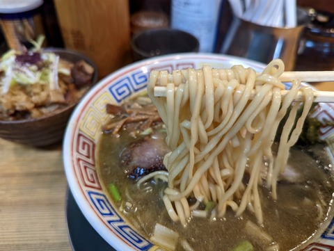 机上の空論 麺